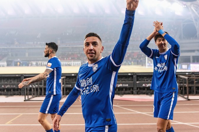 三镇“互免票”：远征球迷득益多