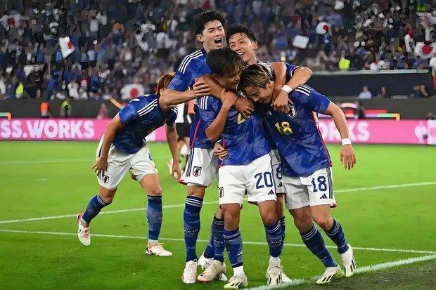 日本球员在落点判断，卡位，近身缠斗的能力，确实值得我们学习