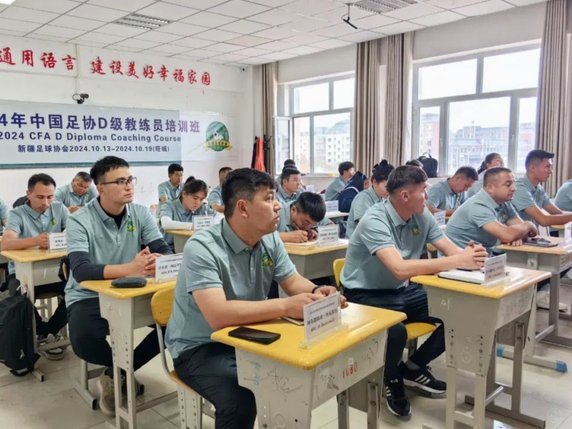 主帅刘天学：上好援疆第一课，带好塔城足球队