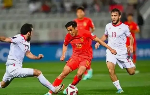 国足狂轰24脚射门0进球 终结能力不足问题全面爆发