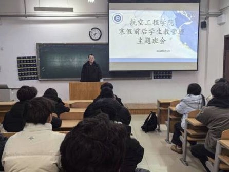 我不明白，是就这水平，还是假期变懒了。