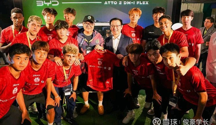 中国足球小将：名实不符的青训困境