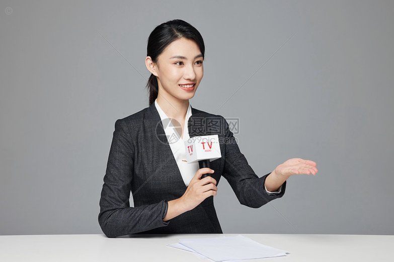 曼城边锋萨维尼奥转会热刺即将完成